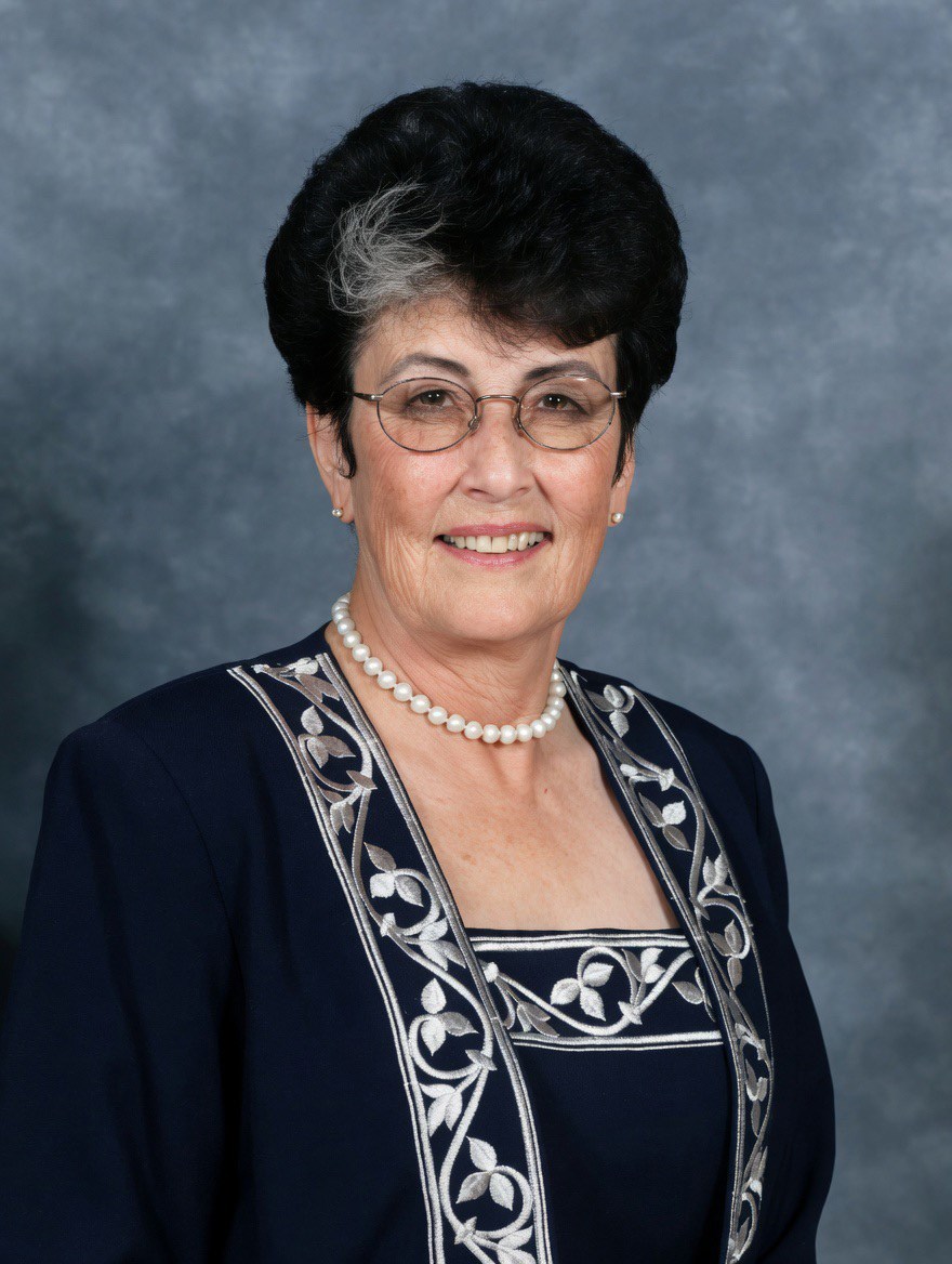 Carolyn Bowen Thompson